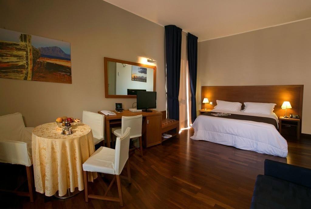 Hotel Tiziano Trapani Kültér fotó