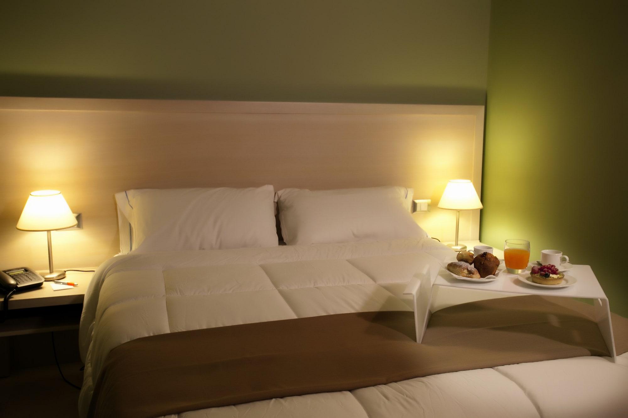 Hotel Tiziano Trapani Kültér fotó