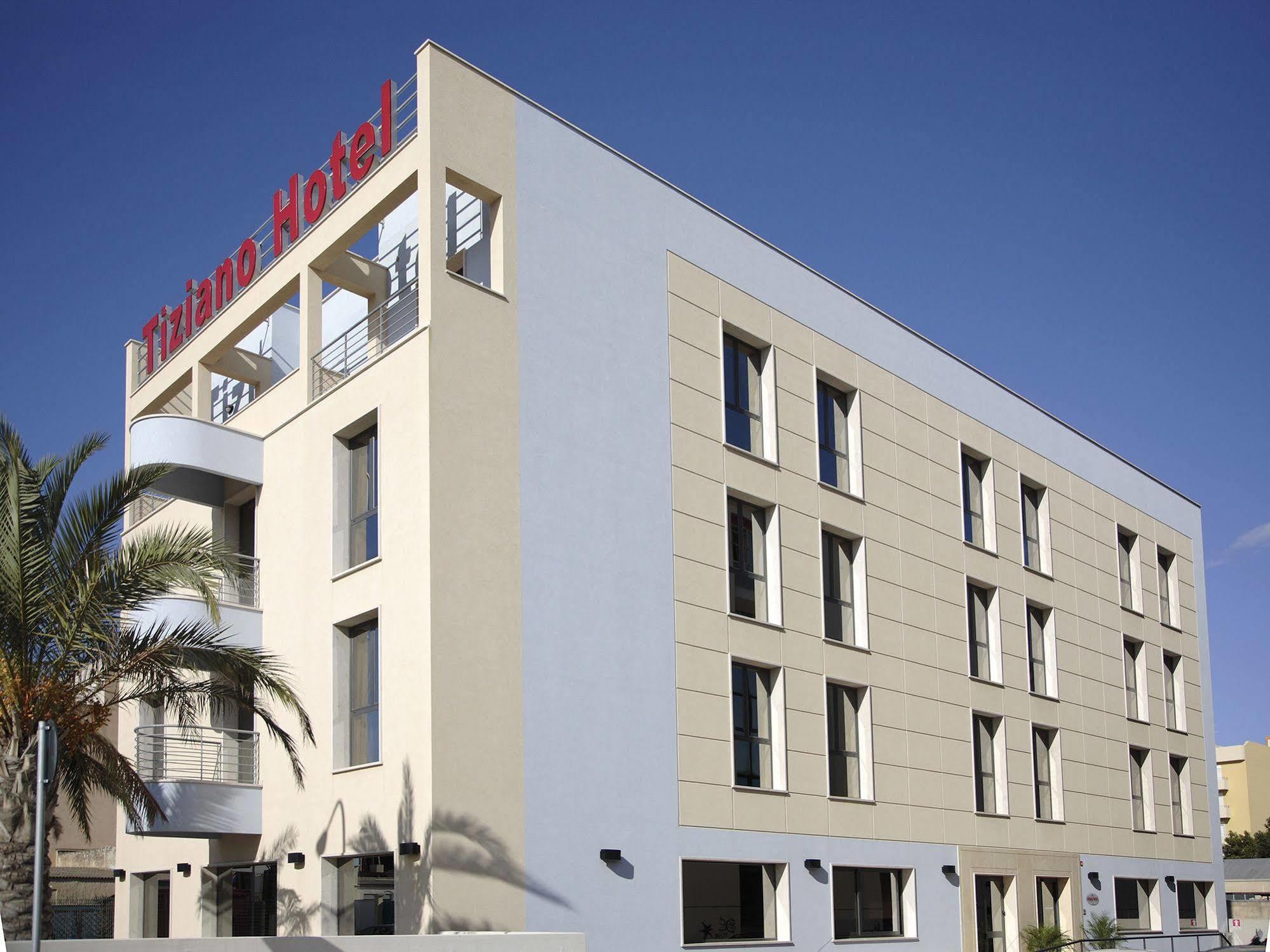 Hotel Tiziano Trapani Kültér fotó